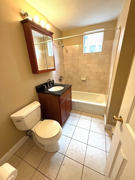 Photo - 435 Essex St Unit 5