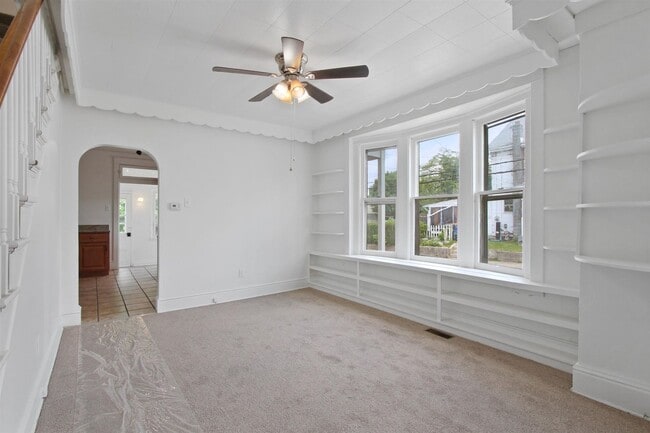 Photo - Coming Soon! Bright 3 Bedroom, 1.5 Bath Ho...