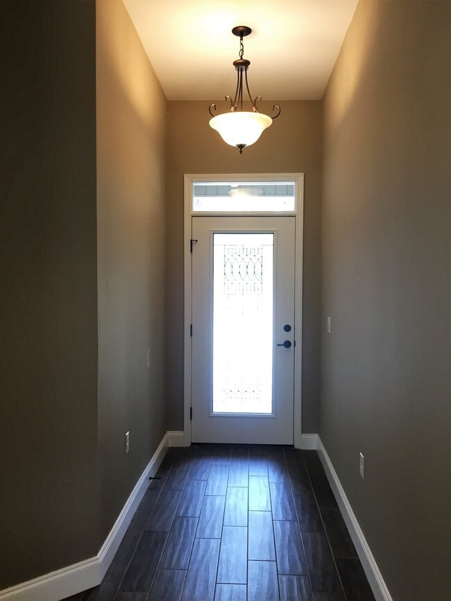 Photo - 244 Schneider Dr