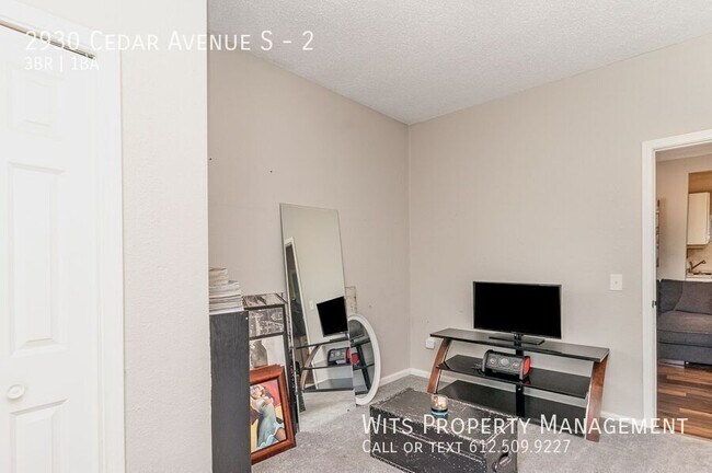 Photo - 2930 Cedar Ave S Unit 2