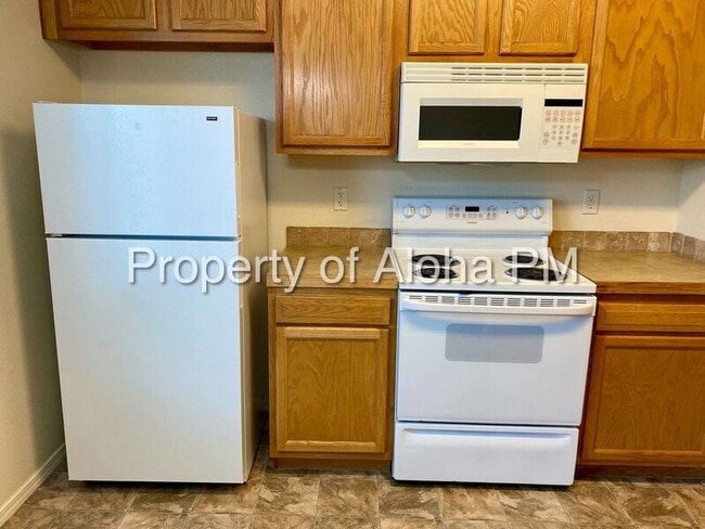 Photo - 1053 W Pine Ave