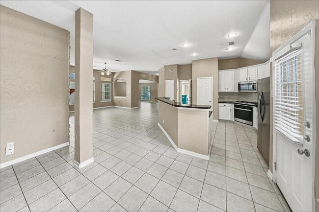 Photo - 5 Paddock Pines Pl
