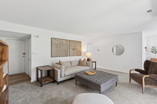 Photo - ReNew Howard Crossing