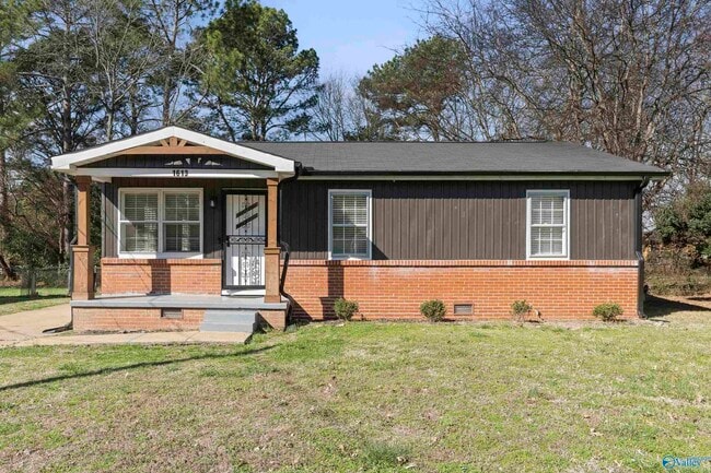 Photo - 1613 Armstrong St NW