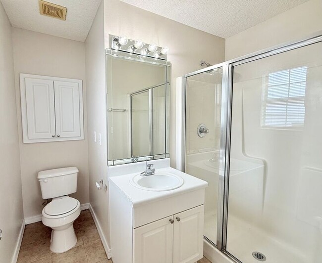 Photo - 437 Hilburn Ln