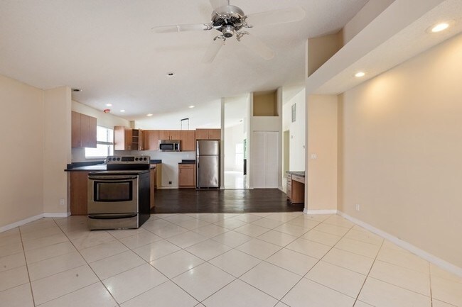 Photo - 3130 Salinas Way