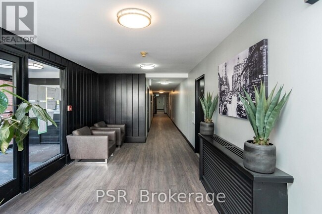 Photo - 600 Eglinton Ave W Unit 105