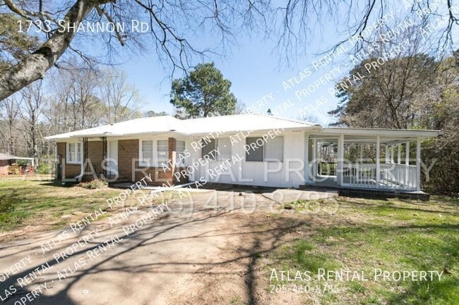 Photo - 1733 Shannon Rd