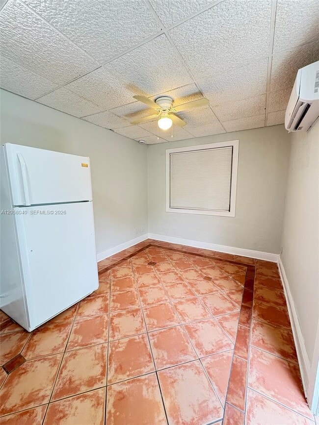 Photo - 1919 Thomas St Unit 2