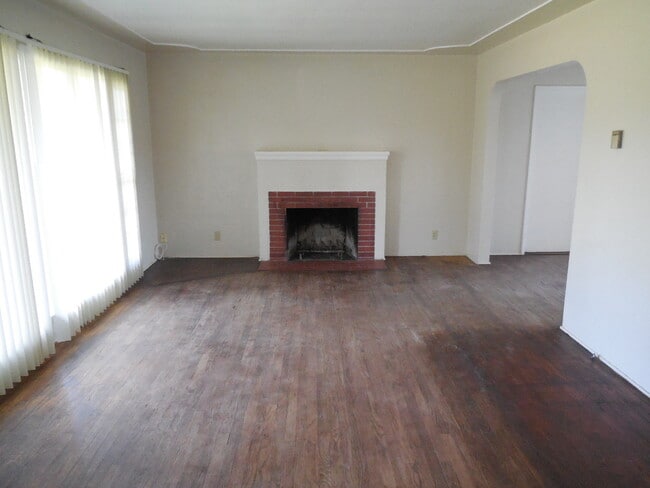 Photo - 3 Bedroom / 1 Bath Atwater House