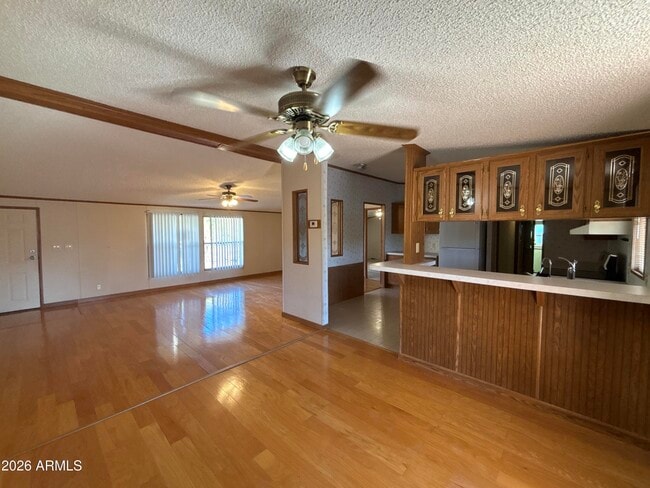 Photo - 44410 N 14th St