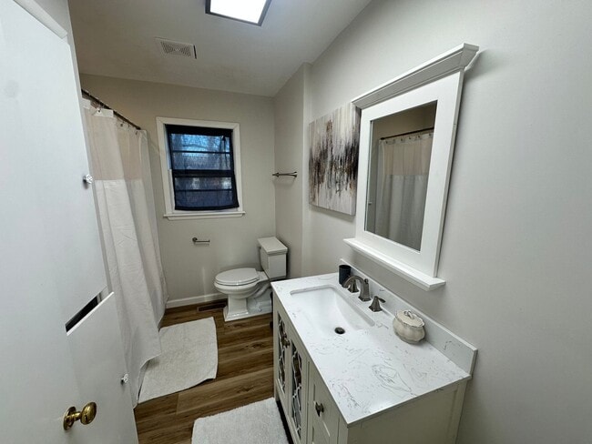 Photo - Fully Furnished House in Benton City Limits