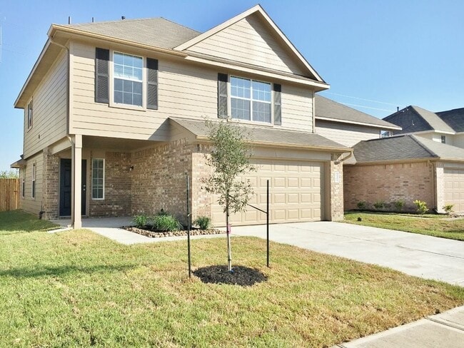 Building Photo - 18906 Venito Dr