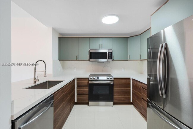 Photo - 2280 SW 32nd Ave Unit 201