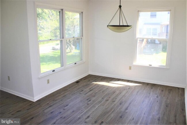 Photo - 516 Colgate Ct