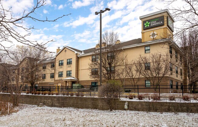 Furnished Studio-Chicago - Schaumburg - I-90