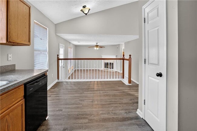 Photo - 5822 Cedar Croft Ln