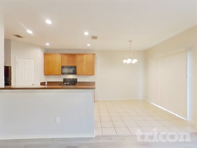 Photo - 2809 Thistlewood Dr