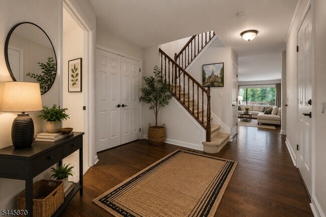 Photo - 73 Castleton Rd