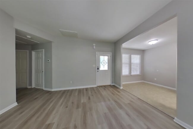 Photo - 10951 Royal Forest Dr