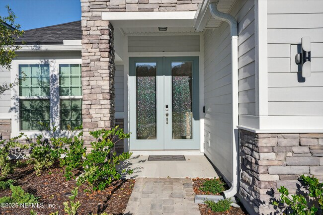 Photo - 460 Archstone Wy