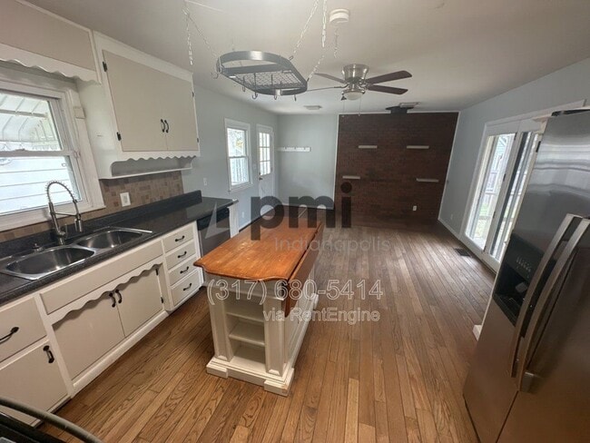 Photo - 7056 Caroline Ave