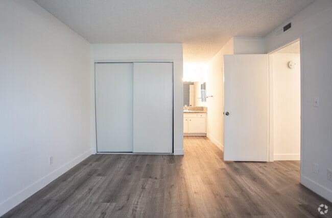 Oxnard Apartments