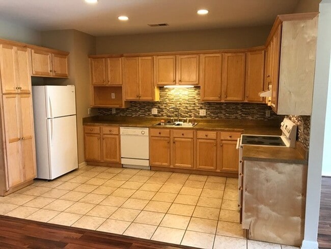 Photo - 109 Patty Ln