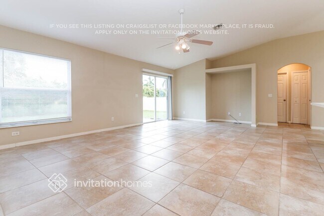Photo - 2931 SW 4th Ave
