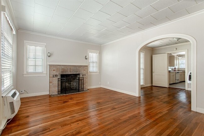 Photo - 3515 Fairview Ave