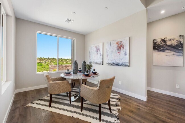 Photo - 1340 Rockwood Dr