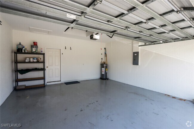 Building Photo - 11204 Lakeland Cir Rental