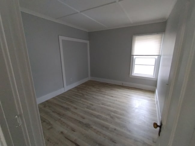 Photo - 246 W 6th St Unit 2