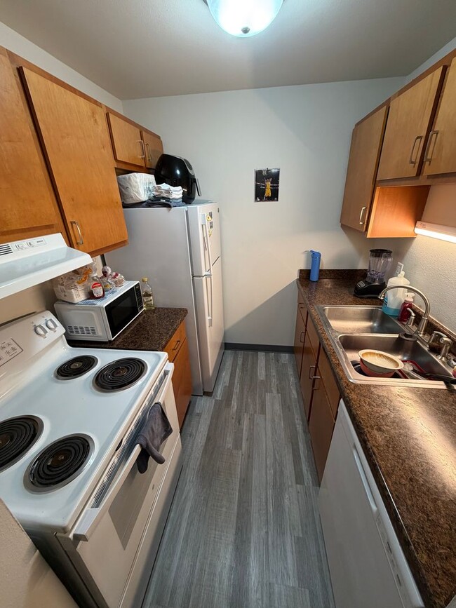 Photo - Riverwood Apartments
