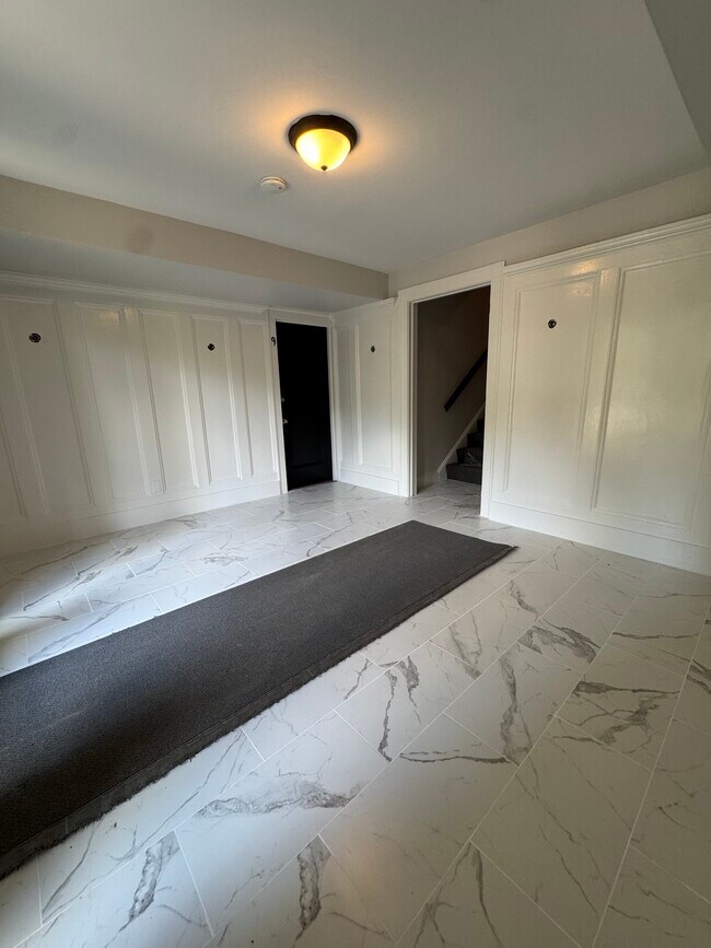 Photo - Speed Ave Apartments