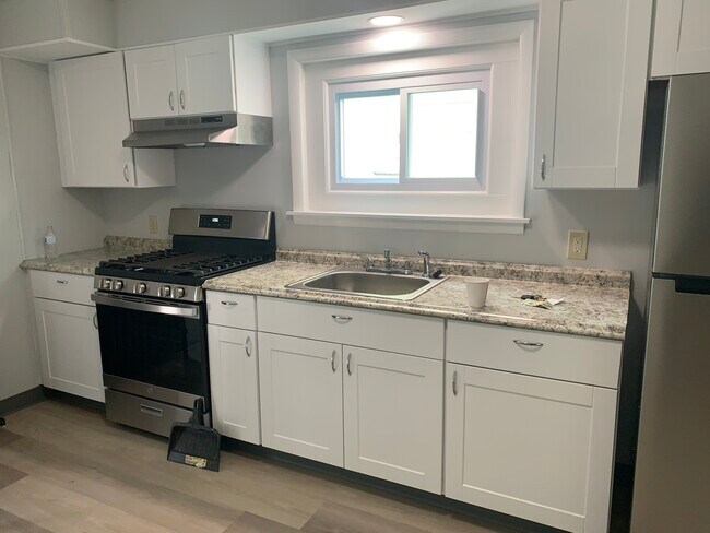 32 Bellevue Ter
