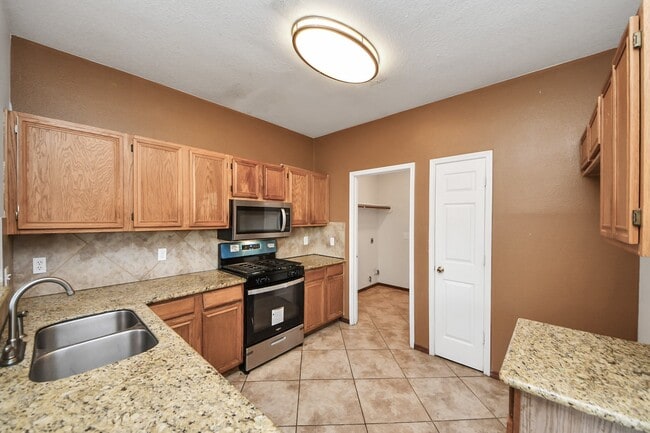 Photo - 20218 Bronze Bluff Dr