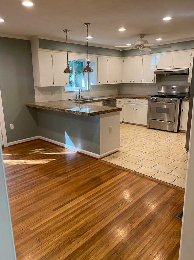Photo - 147 Jewell Rd