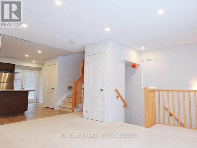 Photo - 3185 Boxford Cres