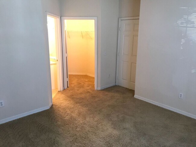 Photo - Millennia 2/2