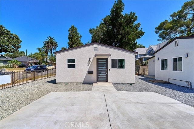 710 N El Molino Ave