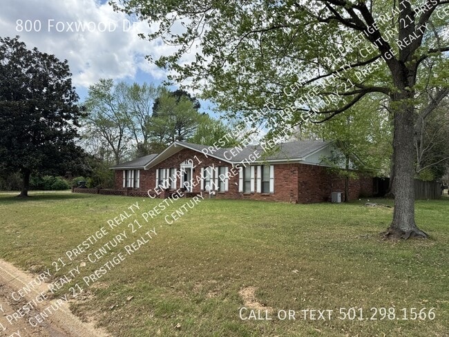 Photo - 800 Foxwood Dr