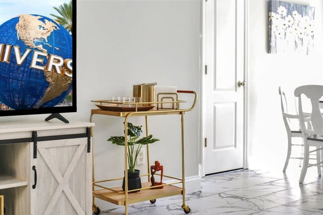 Photo - 242 Blue Jay Way Unit SI ID1520440P