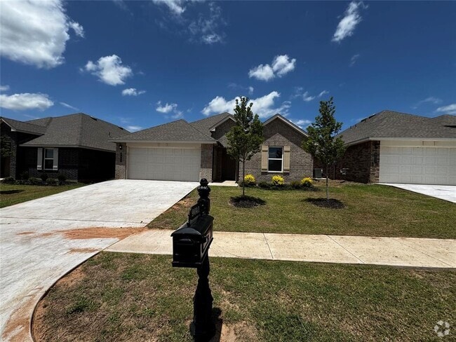 Building Photo - 9041 NW 149th St Rental
