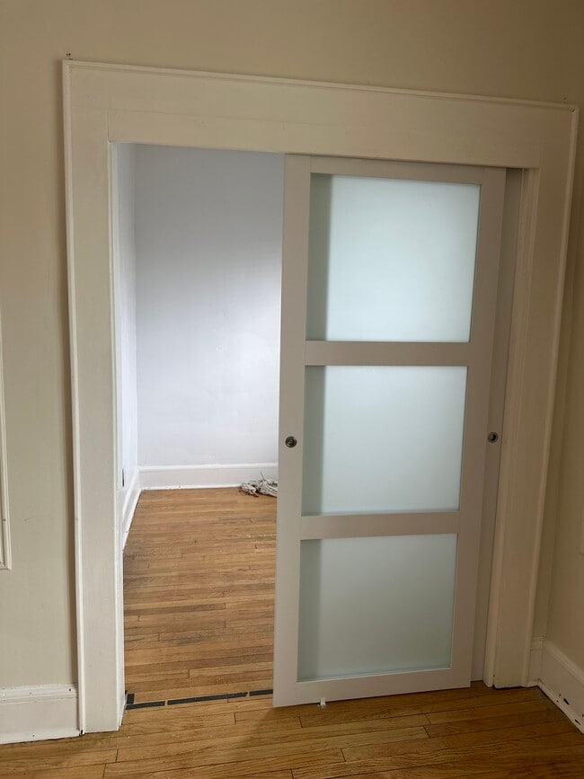 Photo - 1018 Kilsyth Rd Unit 2