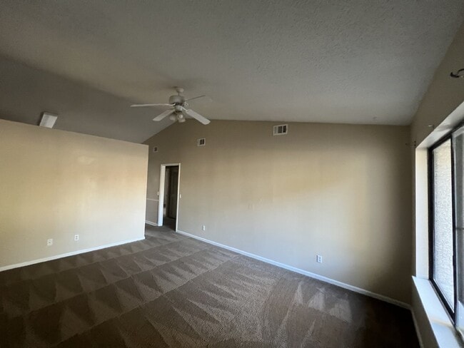 Photo - Condo for Rent Unit 16