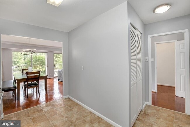 9039 Sligo Creek Pkwy Unit 205