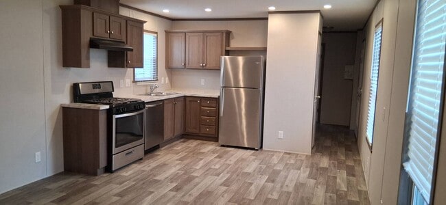 Building Photo - 1191 W Michelle Way