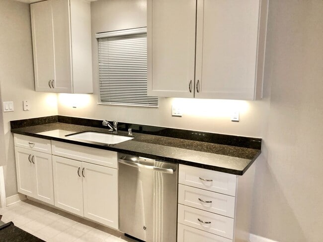 Noel Oaks Apartments