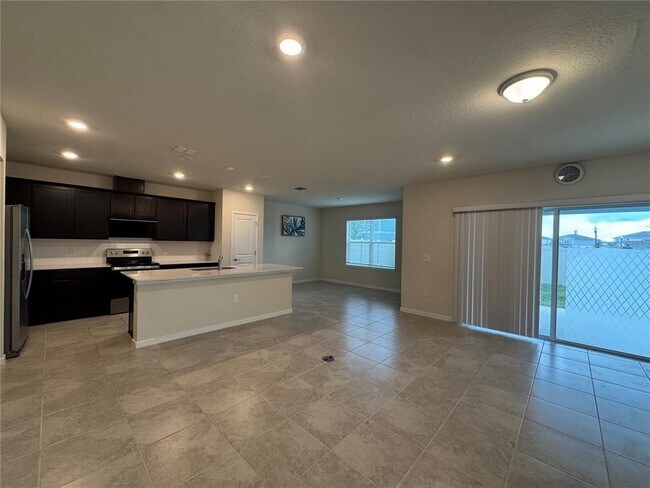 Photo - 2102 Charming Ave